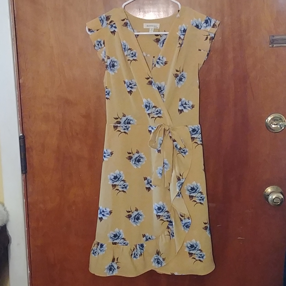 Floral wrap dress